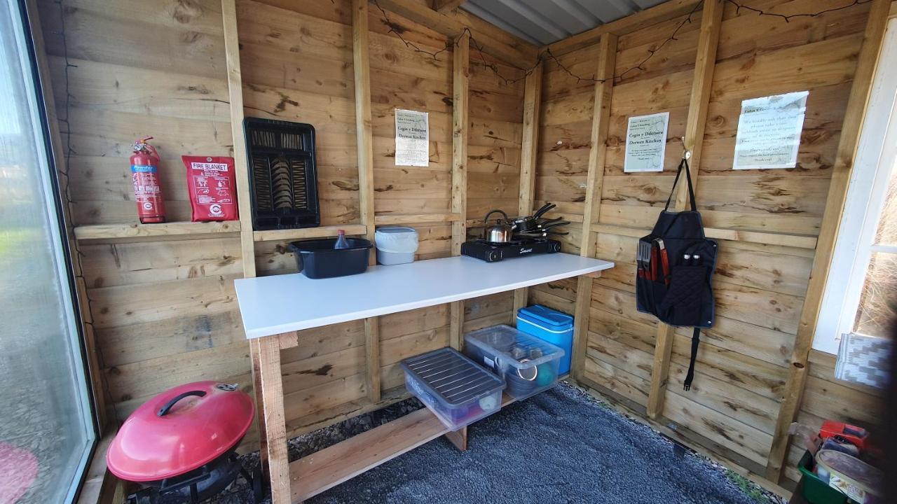 فندق Calon Y Goedwig Glamping لياندوفيري المظهر الخارجي الصورة