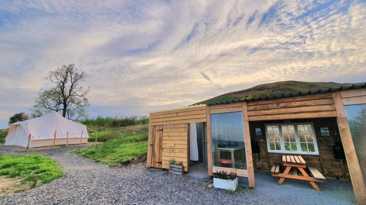 فندق Calon Y Goedwig Glamping لياندوفيري المظهر الخارجي الصورة