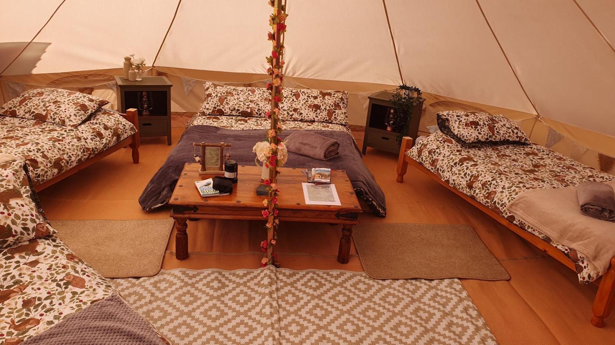 فندق Calon Y Goedwig Glamping لياندوفيري المظهر الخارجي الصورة